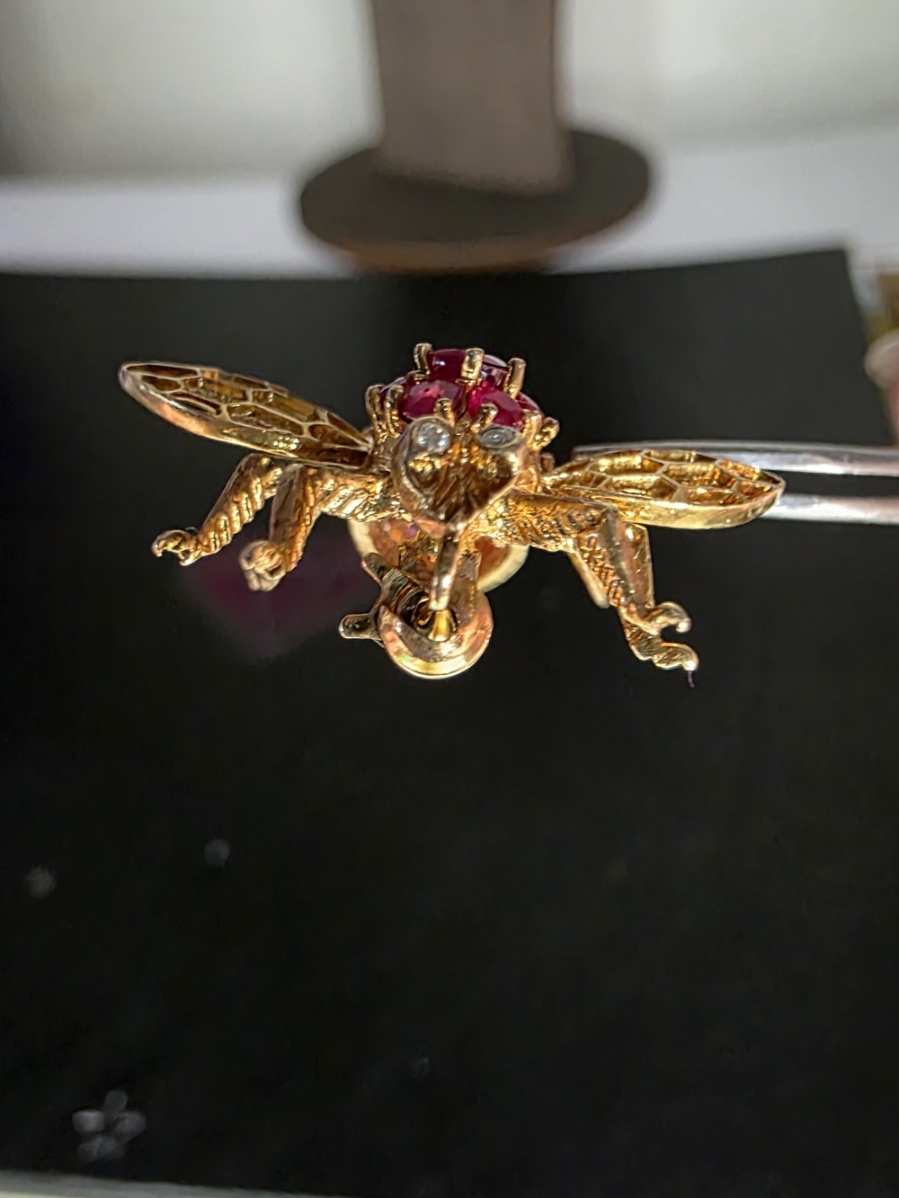 Vintage 14k Gold Ruby & Diamond Bee Brooch/Pendant - Picture 5 of 7